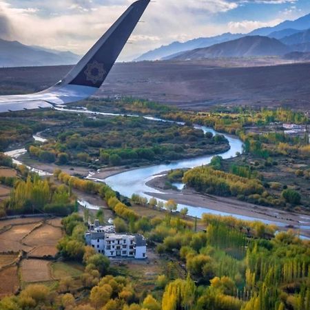 Hotel Ladakh Indus River Front 레 외부 사진